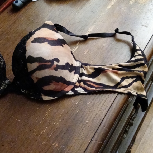 Bra - Picture 2 of 3